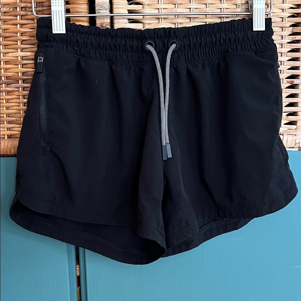Athleta Girl Black Women's Athletic Shorts